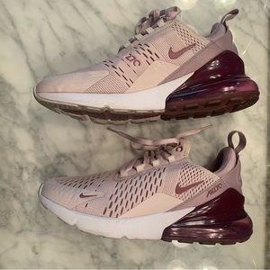 Like New Nike Air Max 270